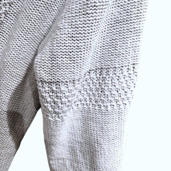 Newport News Light Gray Cable Knit Button-Down Sweater - M - Picture 7 of 9